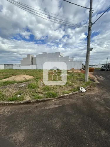 Terreno para venda no bairro Laranjeiras