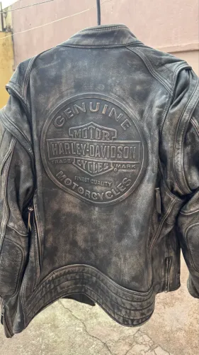 JAQUETA HARLEY-DAVIDSON ORIGINAL EM COURO LEGÍTIMO - TAMANHO XL