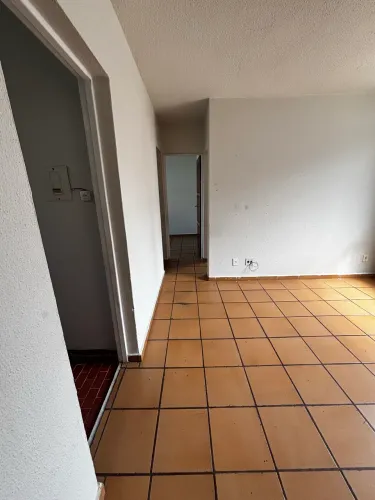 ALUGO APARTAMENTO EM CASTELANDIA 