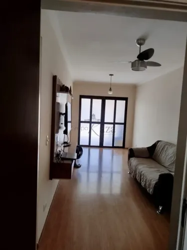 Oportunidade - Casa - Condomínio Residencial Roma - Parque Califórnia - Jacareí - 3 Dormit