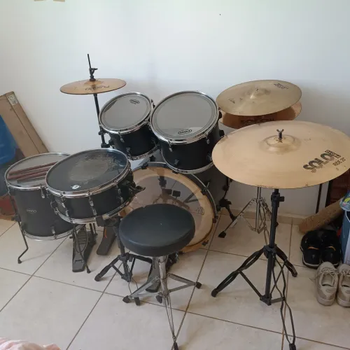 Bateria percussão