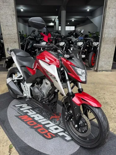 HONDA CB 300F 2026 - OPORTUNIDADE - NA MARINGÁ MOTOS