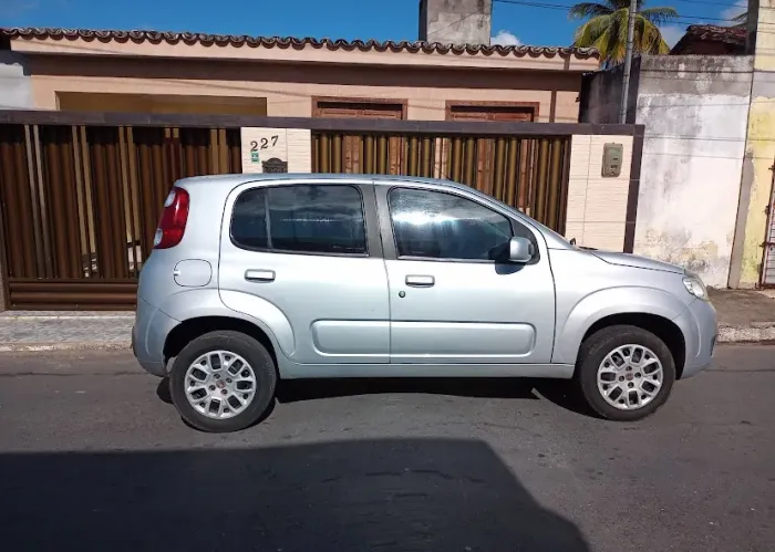 Fiat Uno Vivace/rua 1.0 EVO Fire Flex 8V 5P 2011