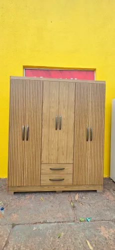Guarda roupa casal 1.60cm x 1.90cm semi novo ENTREGA GRÁTIS