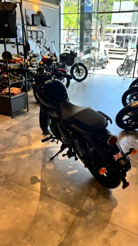 Meteor 350 - Danielle