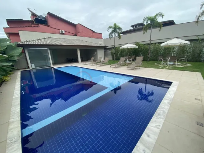 Casa a Venda em Juquehy, Condomínio Fechado com Localização Privilegiada a 500 Metros da P