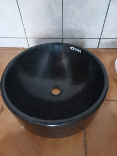 Duas Cubas de granito e mármore