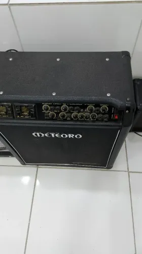 Cubo de guitarra profissional