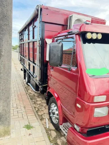 Vendo caminhão v.w/7.90s ótimas condições