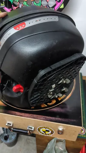 Vendo baú givi 33 lts