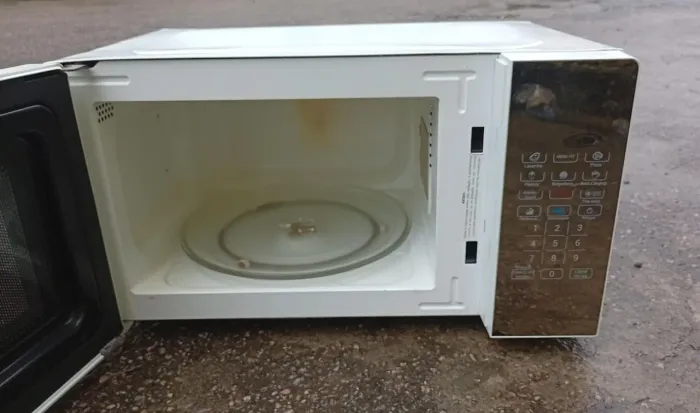 Forno microondas