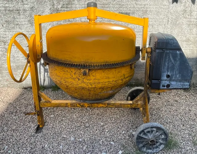 Betoneira 400Litros 