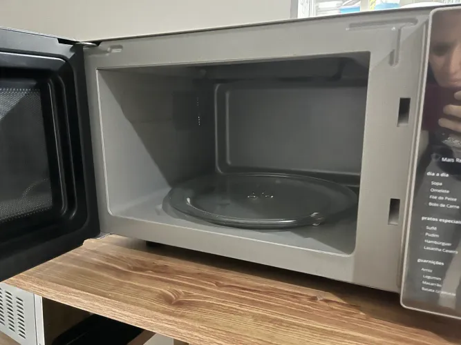 Microondas com grill brastemp 