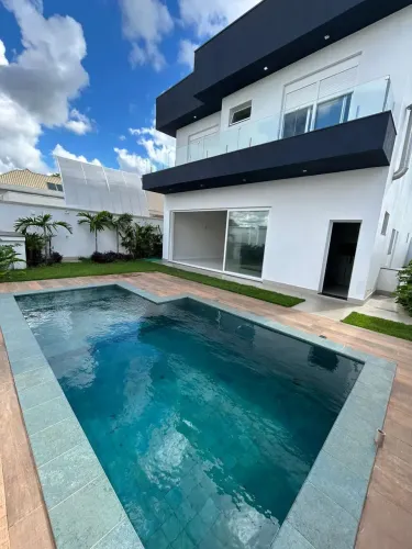 Casa á venda em condomínio, 270m², 4 quartos, sendo 01 suíte - Village Santa Georgina