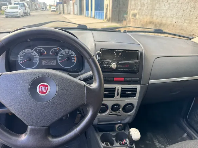Fiat Palio ELX Dualogic 1.8 MPI Flex 8V 4P 2010