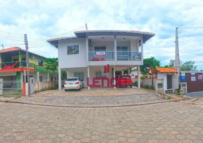 Pousada com 11 dormitórios à venda, 421 m² por R$ 3.500.000,00 - Mariscal - Bombinhas/SC