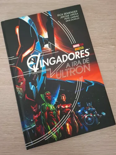 HQ: Vingadores - A Ira de Ultron