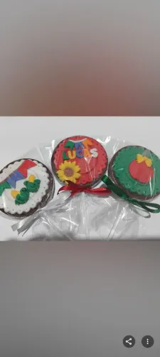 Doces decorados tema festa junina