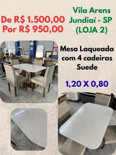Mesa Laqueada com 4 cadeiras Suede