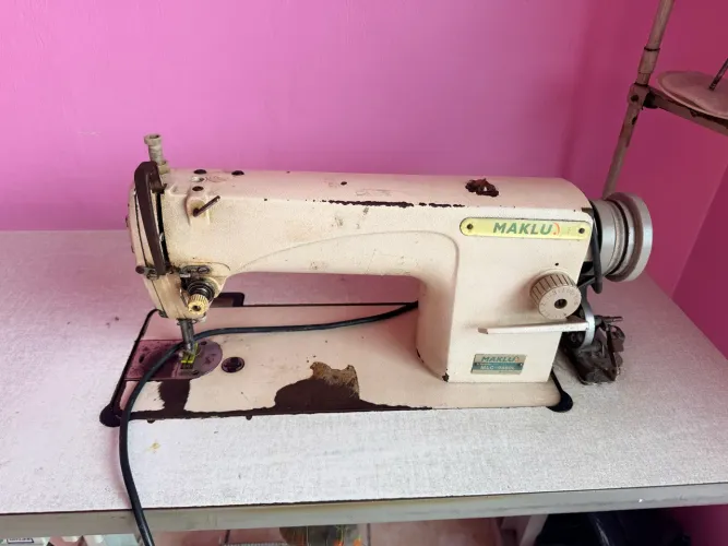 Máquina reta semi industrial 