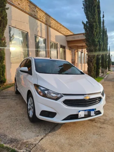 Chevrolet Onix Hatch LT 1.4 8V Flex Aut. 4P 2017