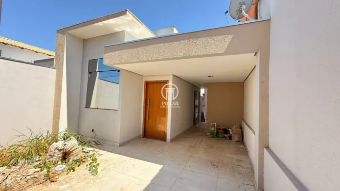 CASA DISPONÍVEL PARA VENDA NO BAIRRO CARMELO- MONTES CLAROS/MG