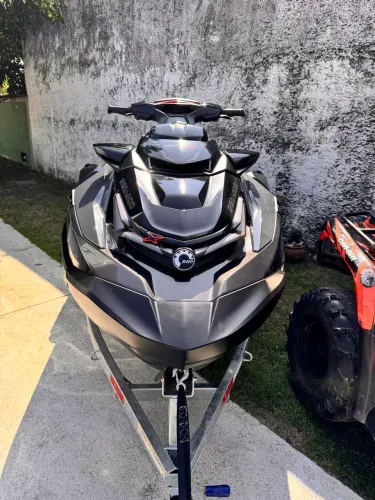 Jet ski sea doo RXT 300 RS