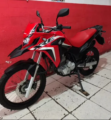 XRE 300 ANO 2022 PARCELADA