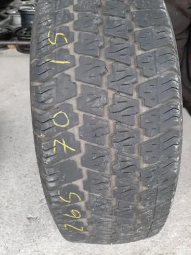 Pneu 265 70 15 Nexxen F1000 usado