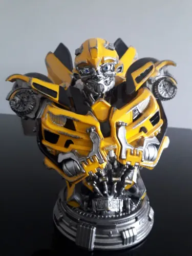 Busto Transformers Bumblebee