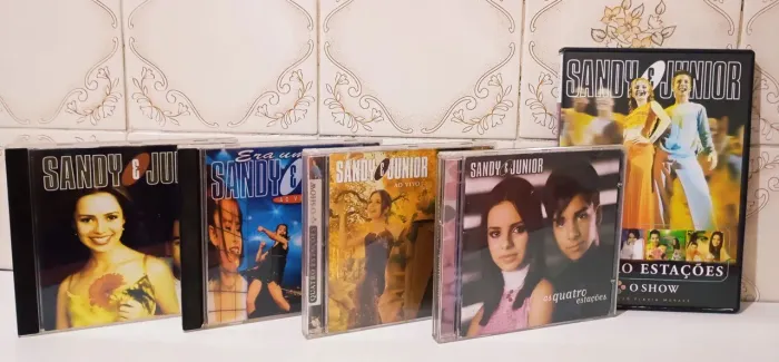 Coleção C/ 03 Cds Sandy E Junior + Dvd As Quatro Estações-Originais