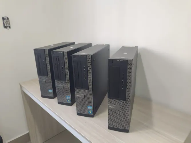 CPU Dell i3 2ª geração R$750,00 cada<br>SSD 120GB<br>4Gb de Ram