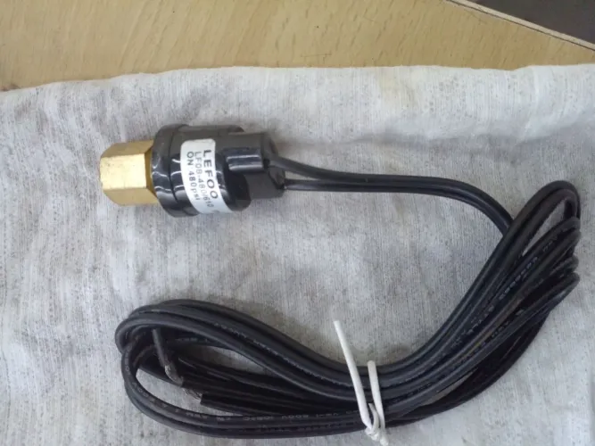 Pressostato cebolinha de alta pressão lefoo liga com 480 psi .