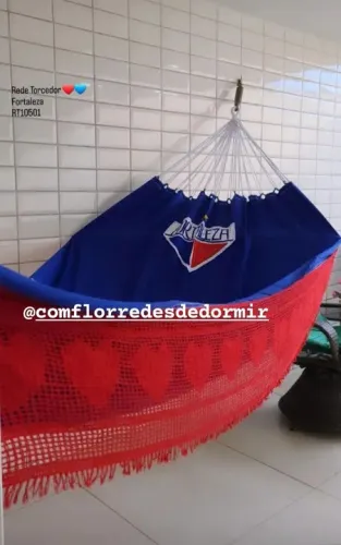 Rede De Dormir E Descanso Torcedor Tecido Super Resistente 
