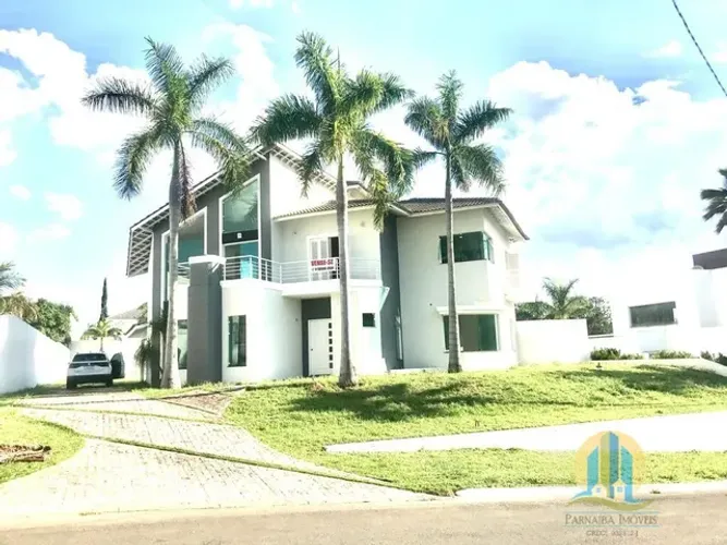Casa a venda no Condomínio Village Castelo
