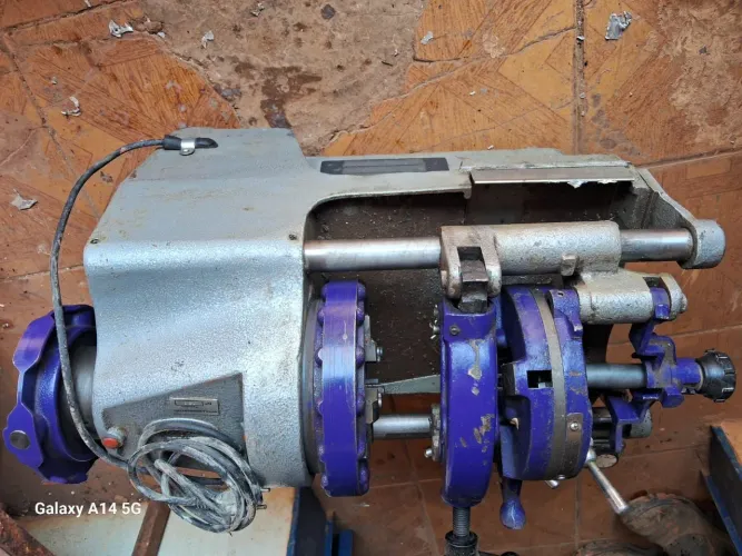 Rosqueadeira Eletrica BR MOTORS
