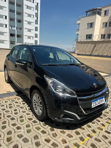 208 Automático de LEILÃO 16.000 abaixo da FIPE