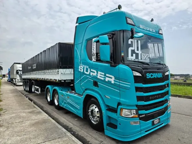 Scania R460 SUPER Ano 24 6x2 Geladeira + 4 Eixo Graneleiro Noma ano 24 13.5x 1.80mts