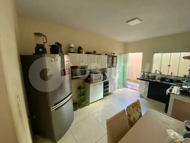 Casa à venda, 3 quartos, 1 vaga, PRESIDENTE ROOSEVELT - UBERLANDIA/MG