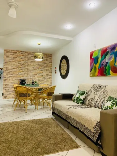 Excelente casa Triplex 200 m² com 3 suítes amplas e com sacadas e cortina de vidro. Suíte 