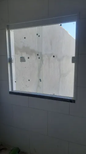 Janela de Vidro M2000