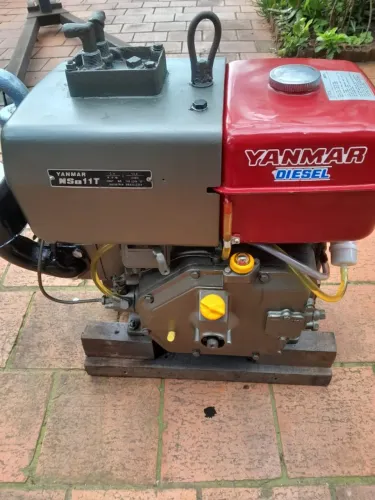 Motor yanmar  NSB 11  
