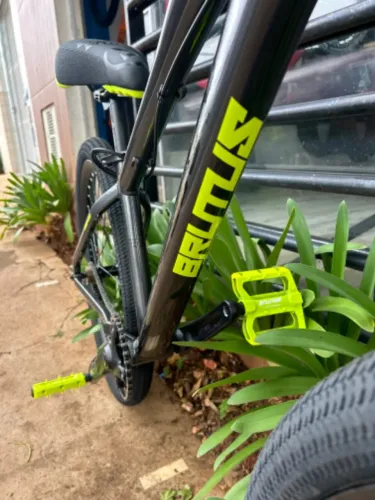 BICICLETA ABSOKUTE BRUTUS PRO 26 quadro13 single 