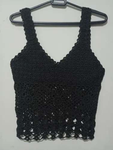 Top Crochê Preto
