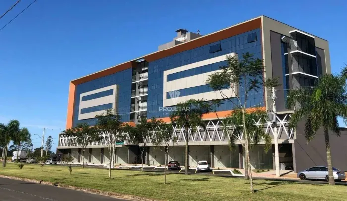Excelente sala comercial no Eldorado Med Center!