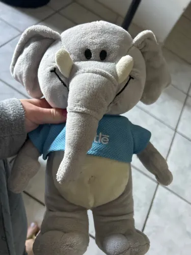 Pelúcia Elefante Azul - Super Fofa!