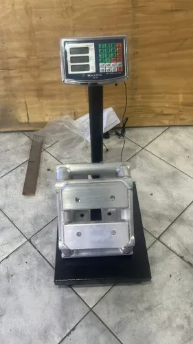 Balança digital nova lacrado para 300 kg para sua empresa de reciclagem ferro velho