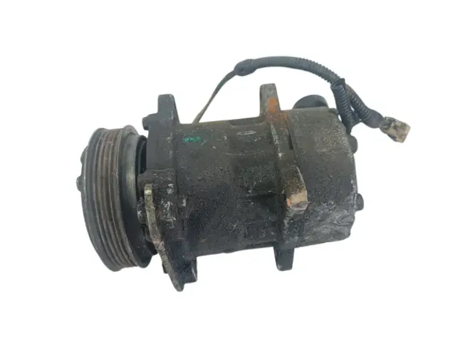 Compressor ar condicionado Peugeot 205 1.4 8v 95-97 (C/Detalhe)