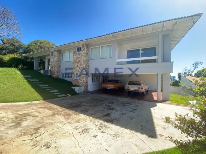 CASA A VENDA BAIRRO LA SALLE COM 01 SUITE MASTER + 03 QUARTOS - CA962