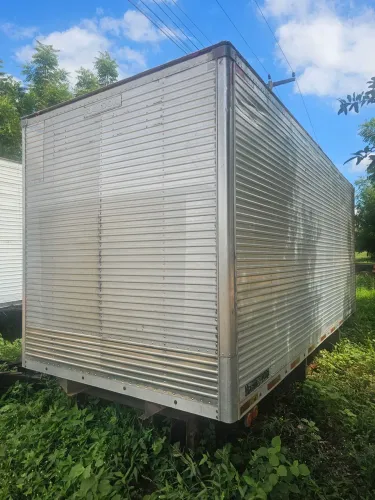 Baú Randon 5,50m x 2,40m altura